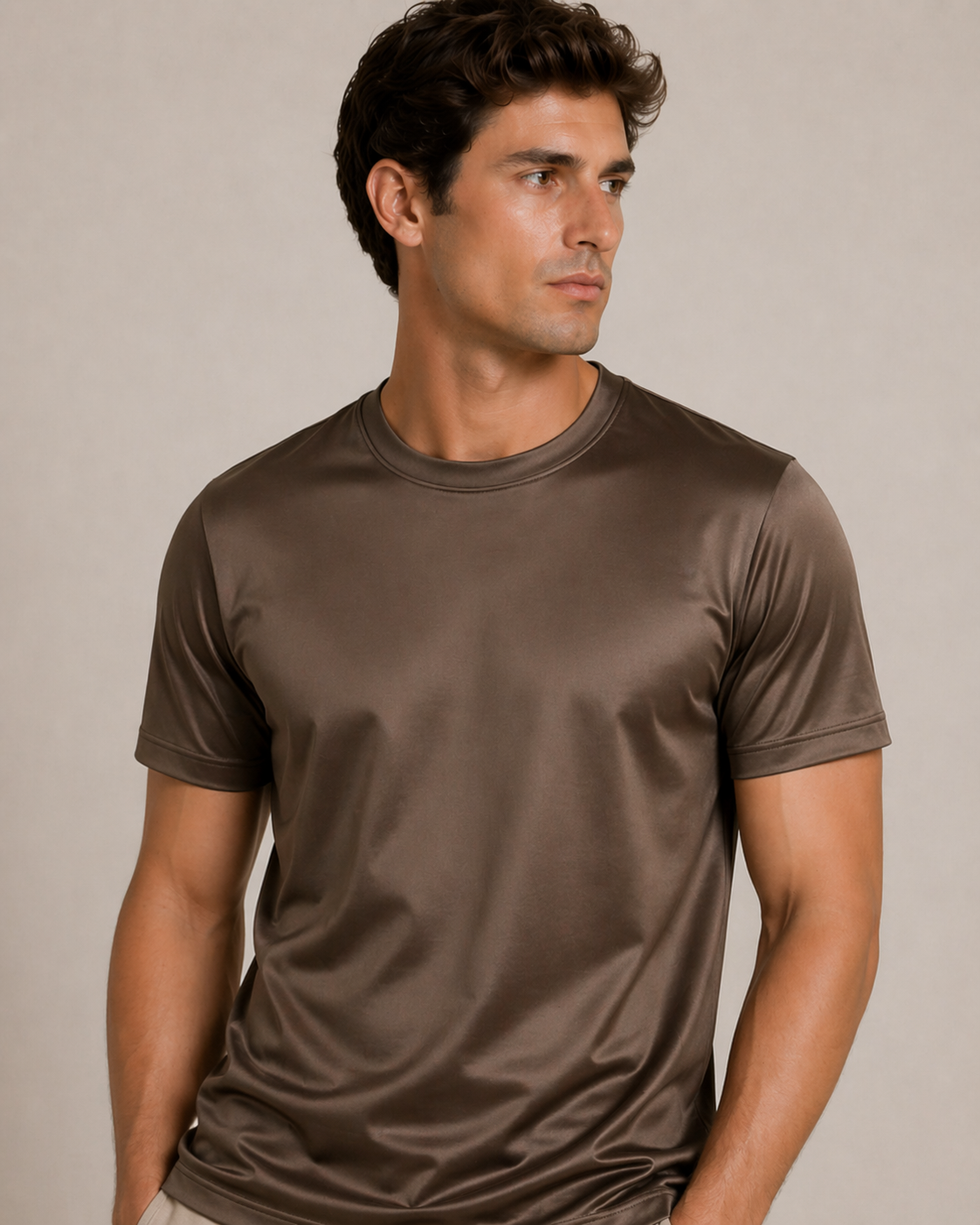 Luxe Glans T-Shirt – Donkerbruin